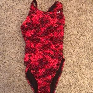 Women’s TRY Swimsuit 32